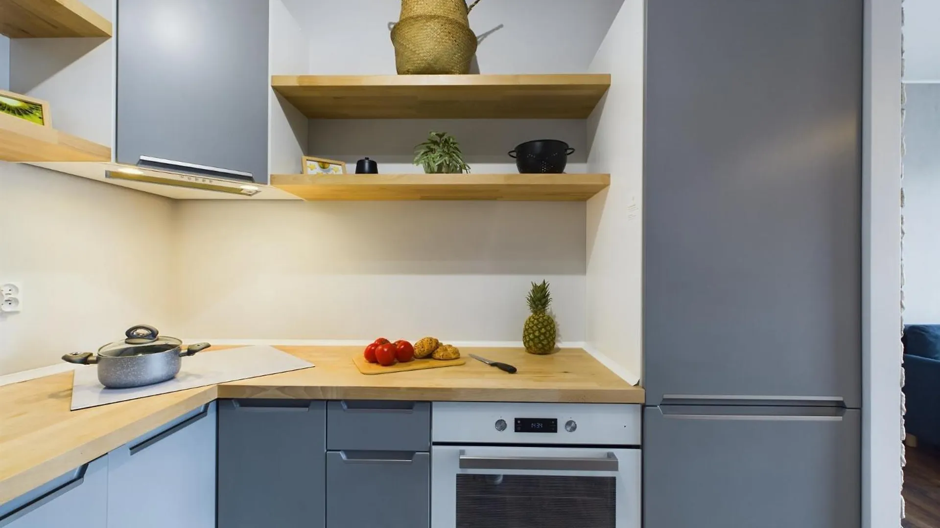 Aparthotel Browar Gdanski One Bedroom Apartments With Free Parking By Noclegi Renters