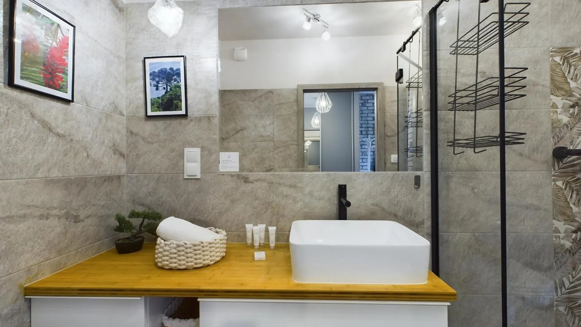 Aparthotel Browar Gdanski One Bedroom Apartments With Free Parking By Noclegi Renters