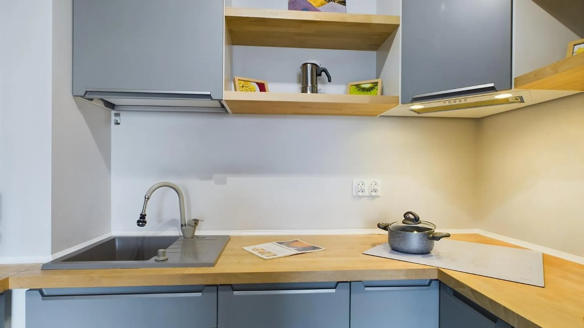 Aparthotel Browar Gdanski One Bedroom Apartments With Free Parking By Noclegi Renters